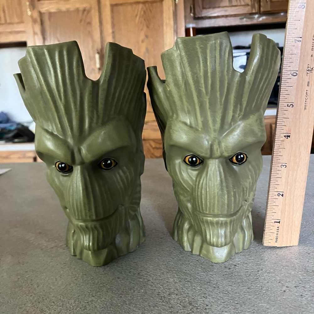 2 Groot Mugs